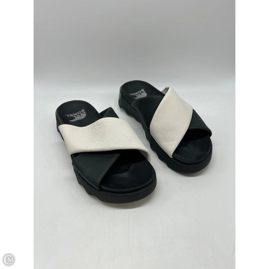 Sandals Flats By Sorel In Black & White, Size: 9