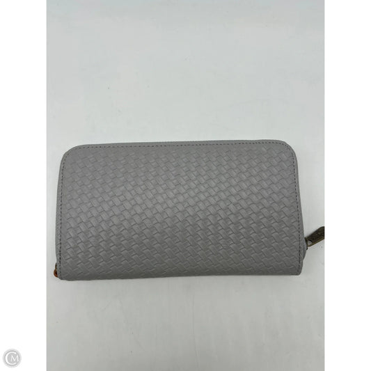 Wallet By Thirty One, Size: Medium