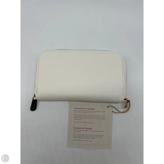 Wallet By Thirty One, Size: Medium
