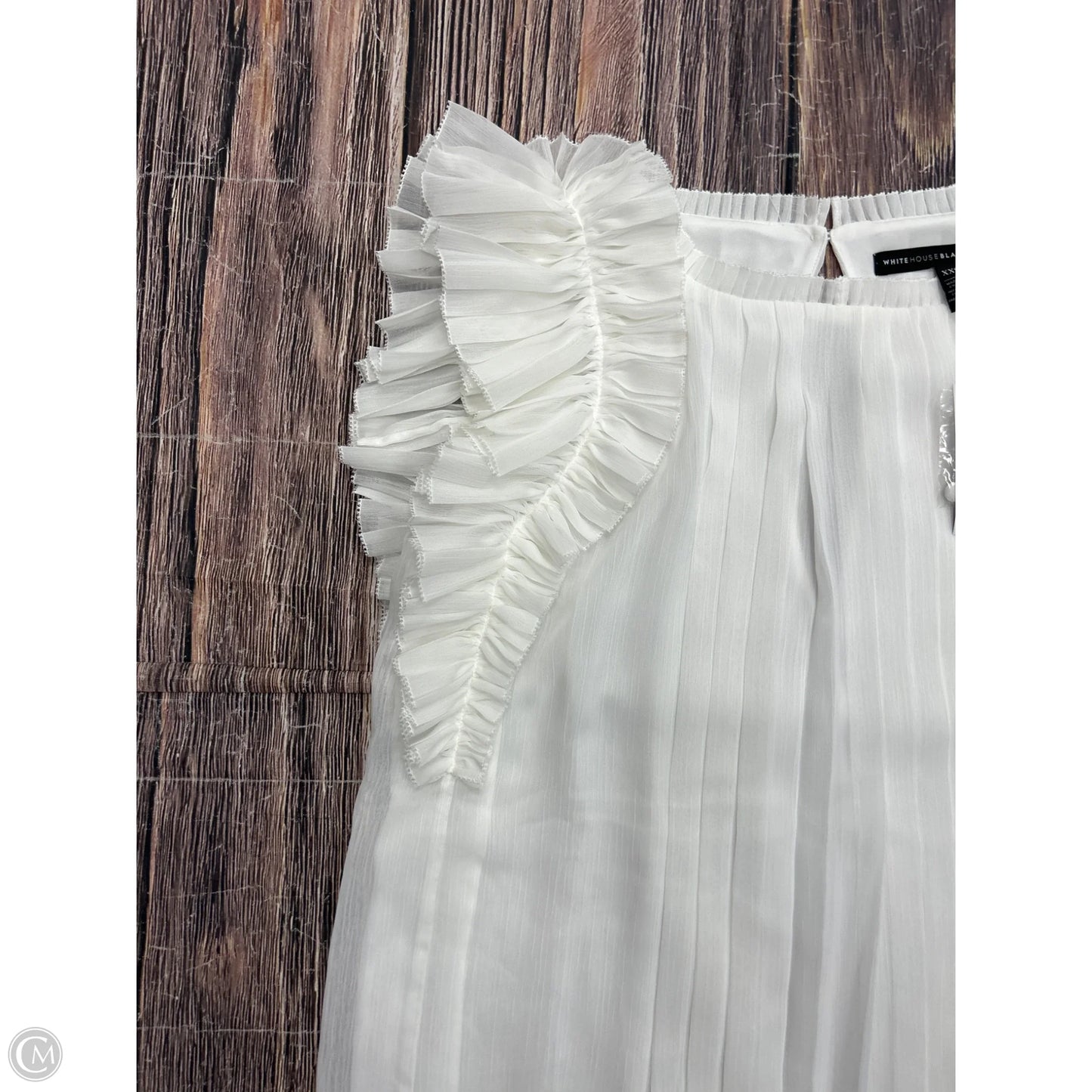 Tank Top By White House Black Market In White, Size: Xxs