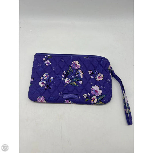 Wristlet By Vera Bradley, Size: Medium