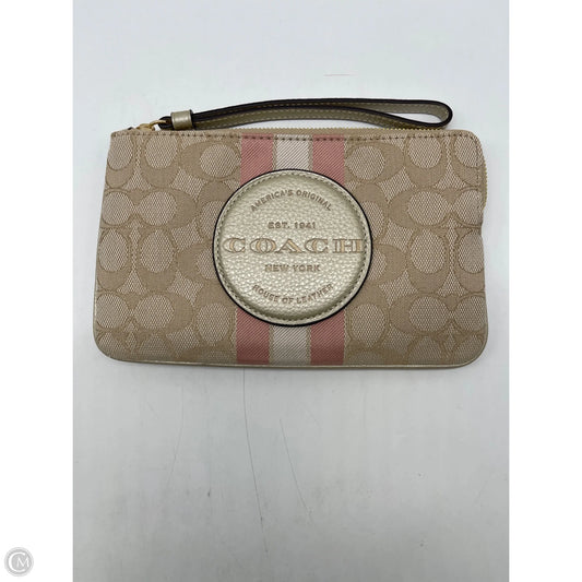 Wristlet Designer By Coach, Size: Medium