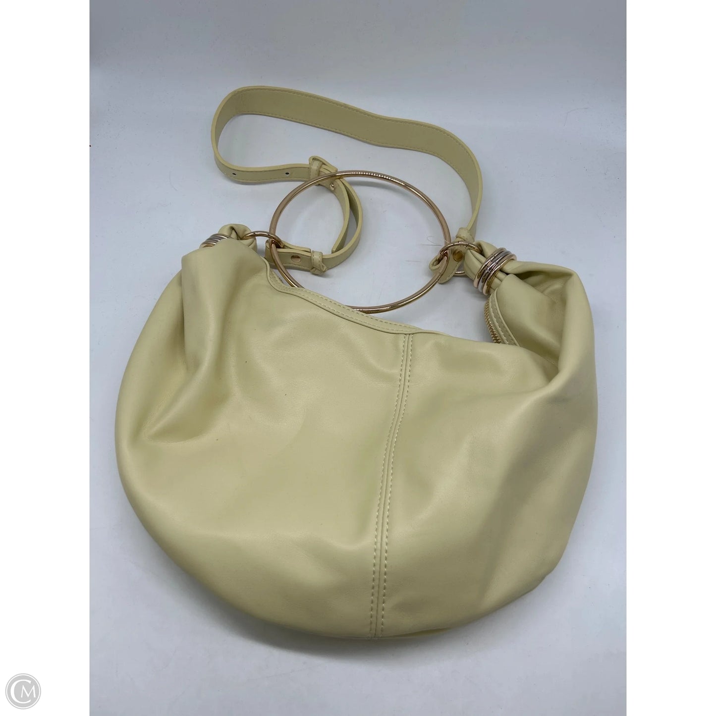 Handbag By Clothes Mentor, Size: Medium