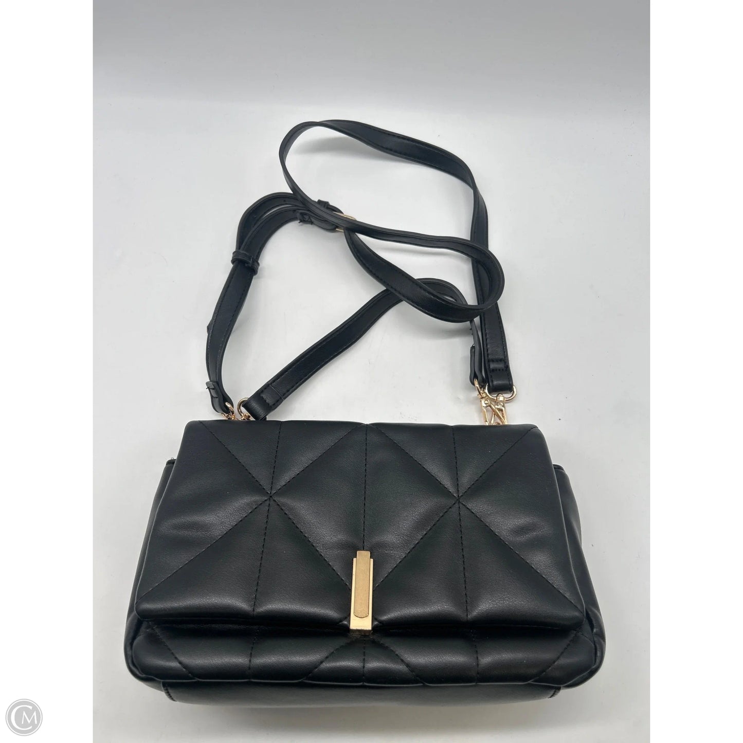 Crossbody By Clothes Mentor, Size: Medium