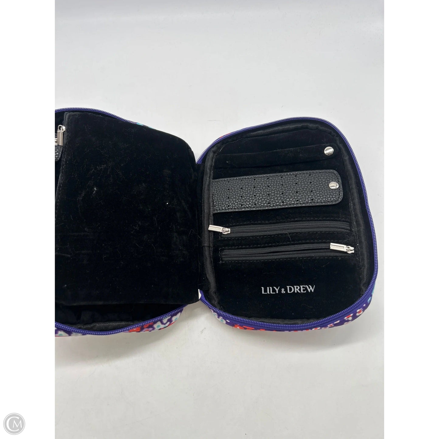 Jewelry Case By Clothes Mentor