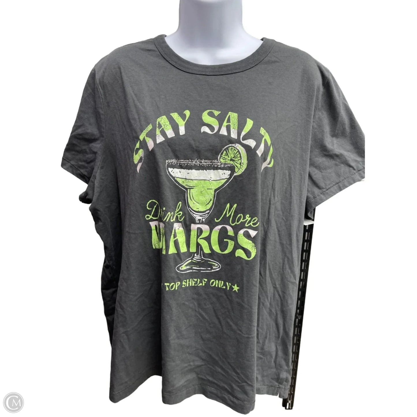 Top Short Sleeve By Maurices In Grey, Size: 2x