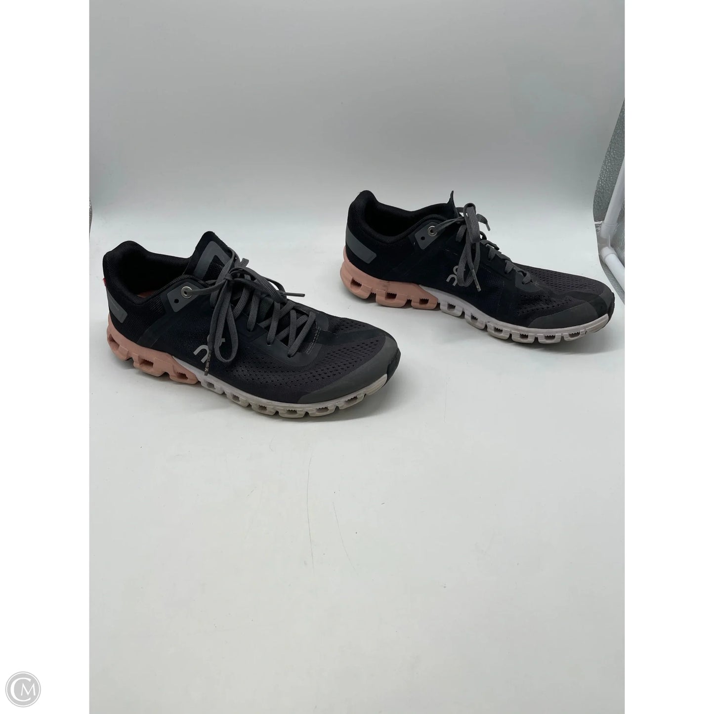 Shoes Athletic By On Cloud In Grey, Size: 9