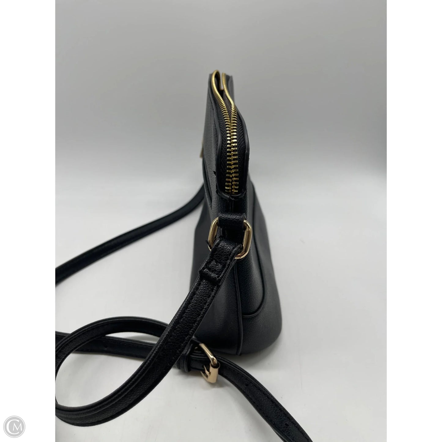 Crossbody By Clothes Mentor, Size: Small