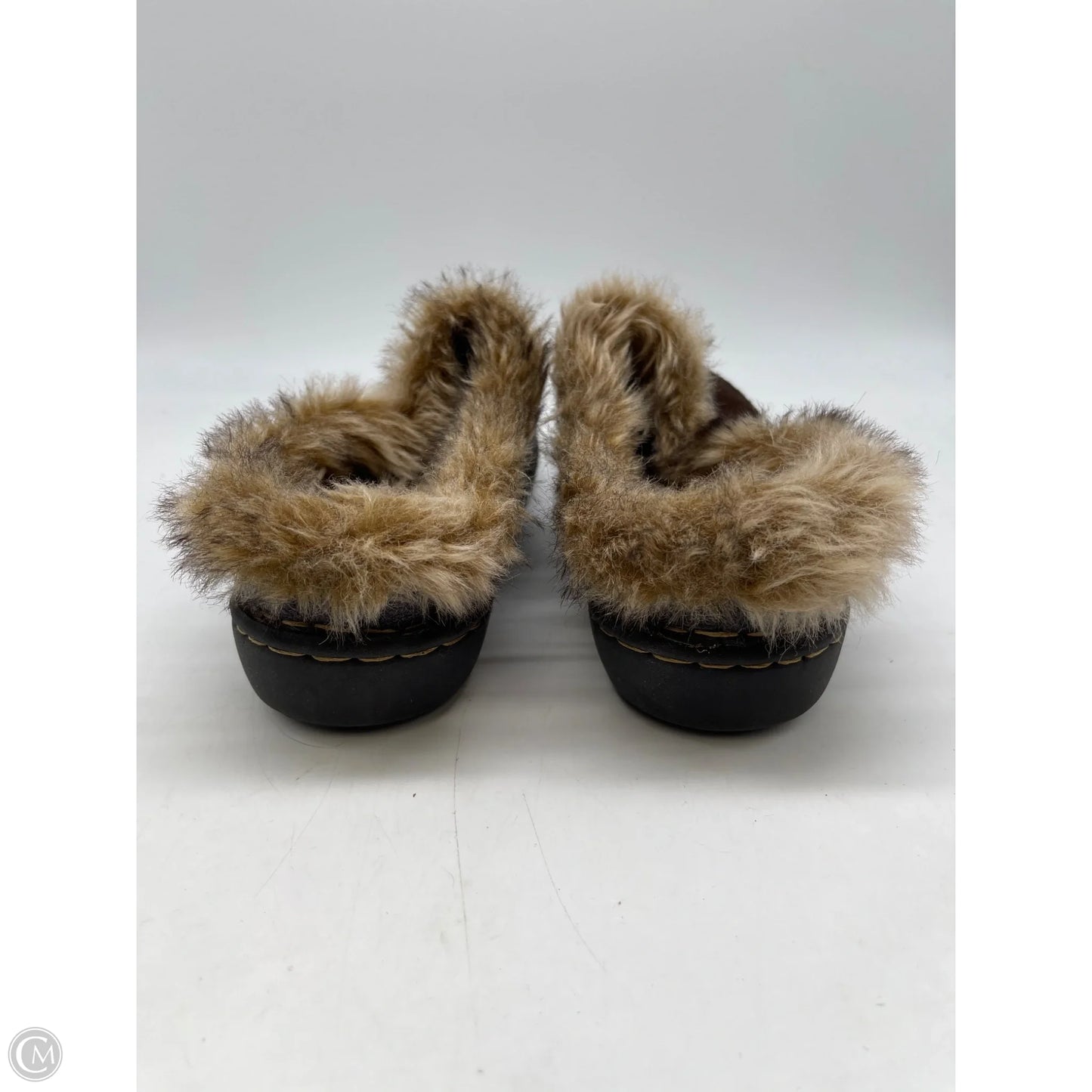 Shoes Flats By Boc In Brown, Size: 11