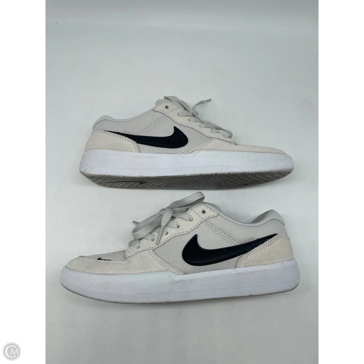Shoes Athletic By Nike In Cream, Size: 6.5