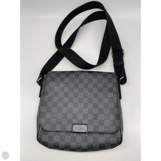 Crossbody Luxury Designer By Louis Vuitton, Size: Large