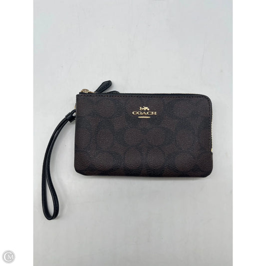 Wristlet Designer By Coach, Size: Medium