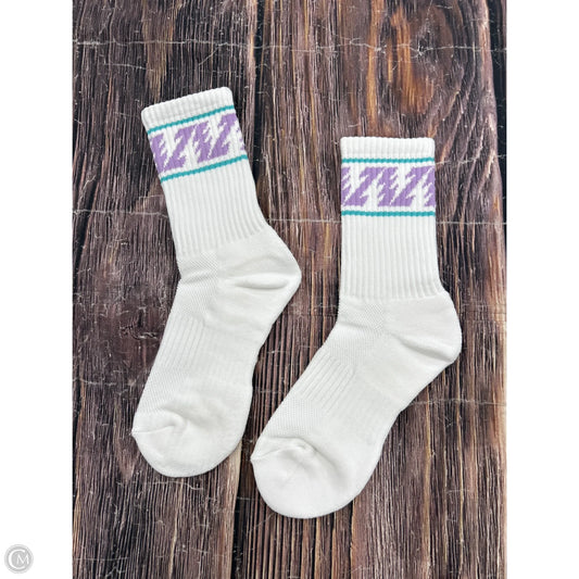 Socks By Clothes Mentor In Multi-colored
