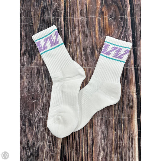 Socks By Clothes Mentor In Multi-colored