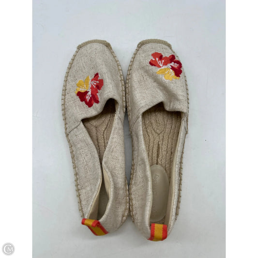 Shoes Flats By Vera Bradley In Tan, Size: 10