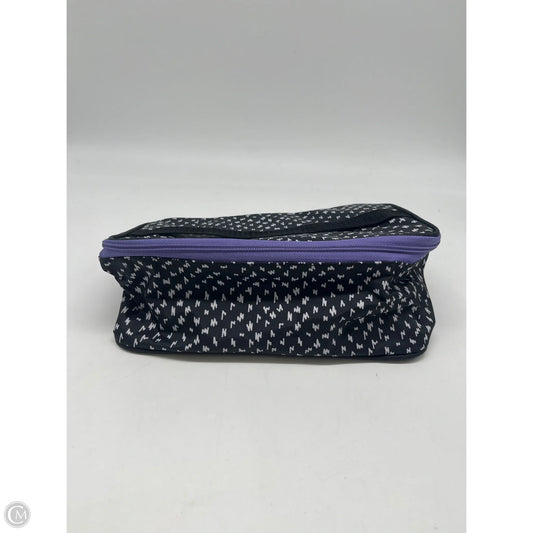 Makeup Bag By Thirty One, Size: Medium