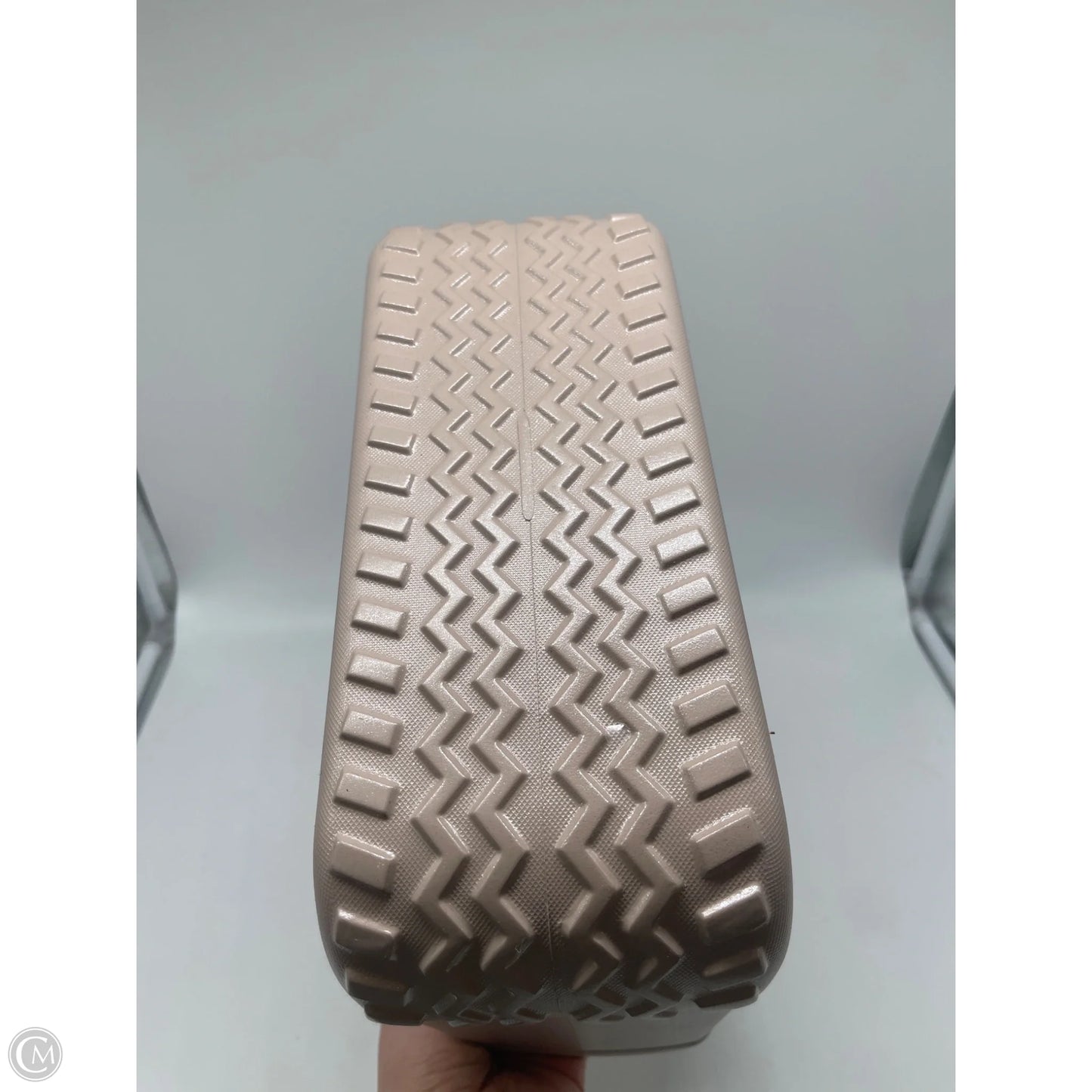 Tote By Clothes Mentor, Size: Medium