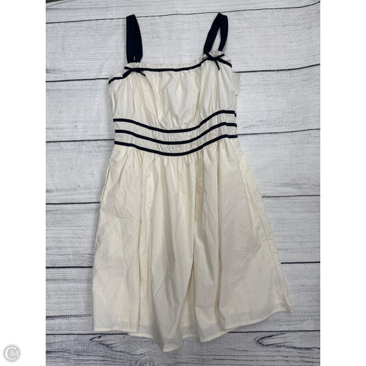 Dress Casual Short By Torrid In Cream, Size: L