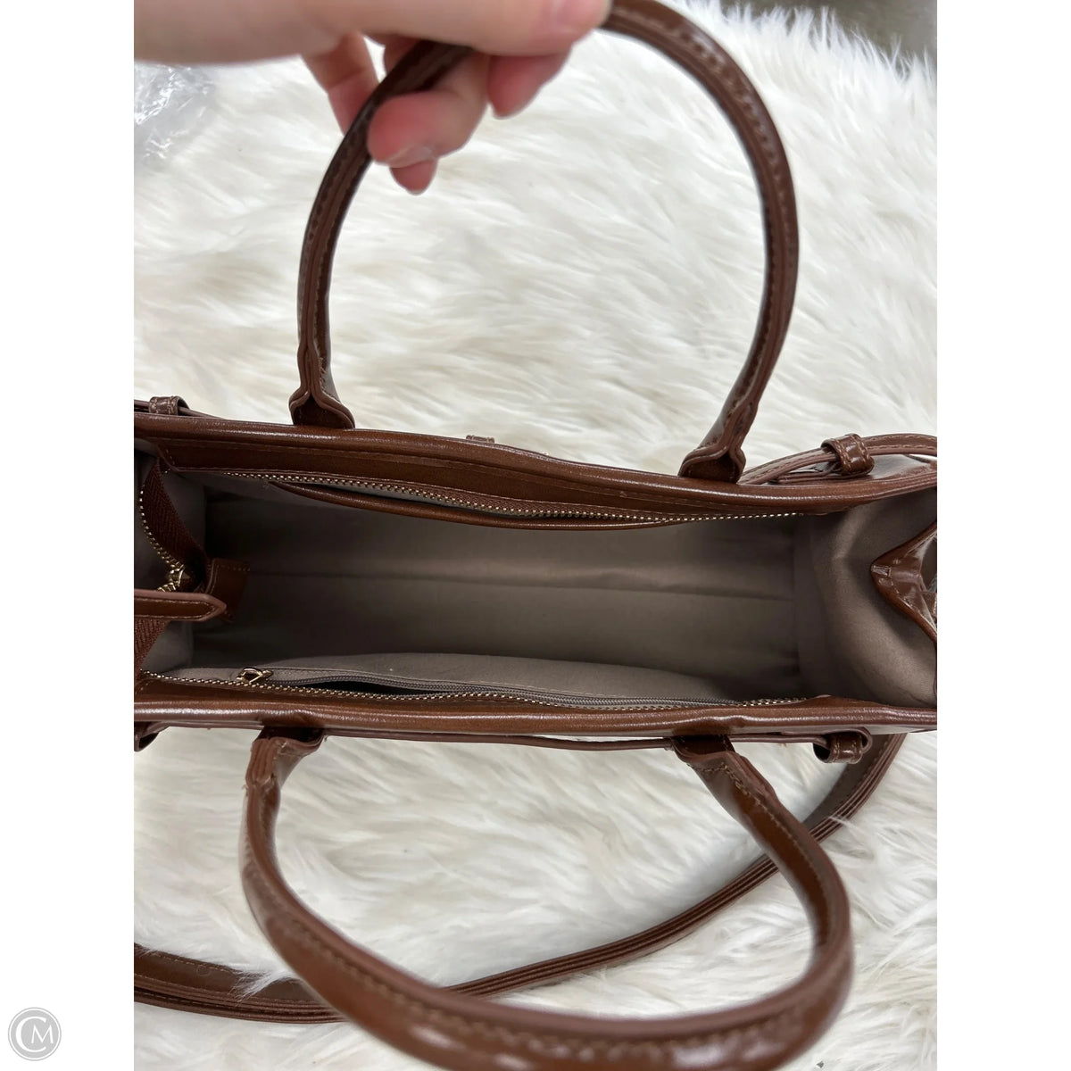 Handbag By Clothes Mentor, Size: Medium