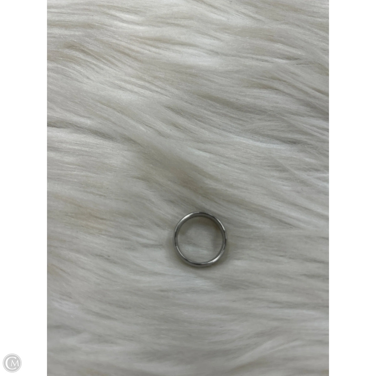 Ring Band By Clothes Mentor, Size: 4