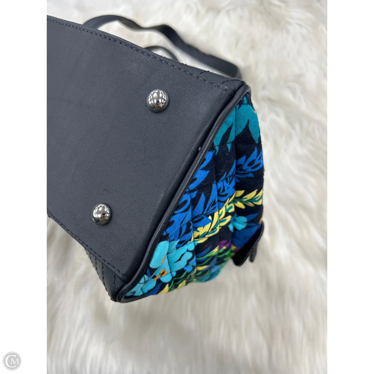 Handbag By Vera Bradley, Size: Medium