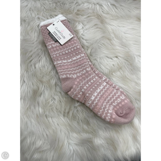 Socks By Cuddl Duds In Pink, Size: Osfm