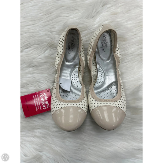 Shoes Flats By Dexflex In Cream, Size: 12