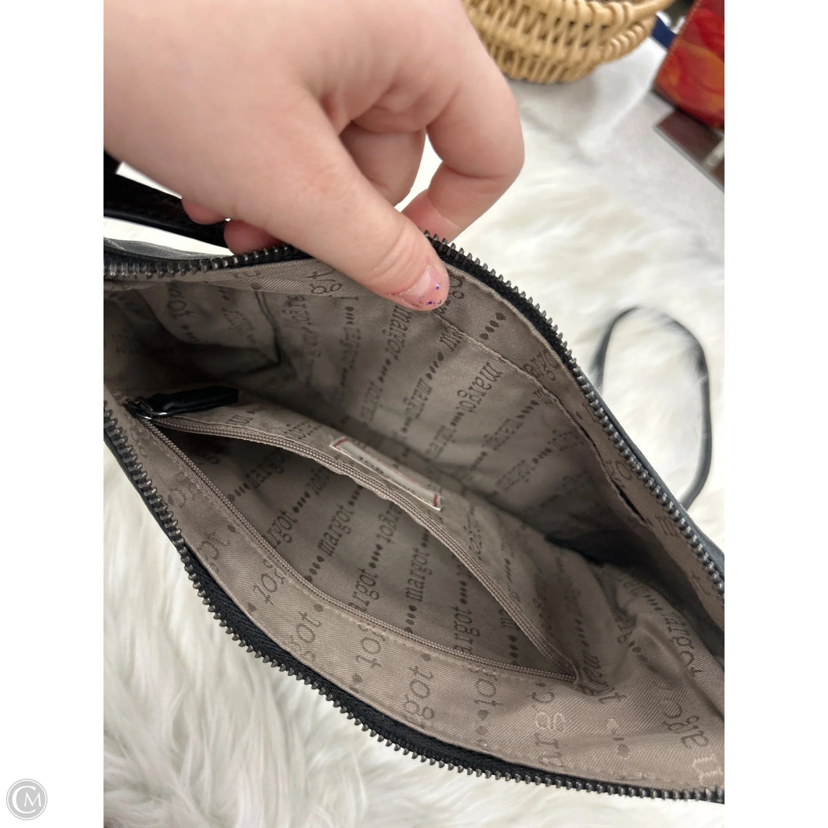 Crossbody Leather By Margot, Size: Medium