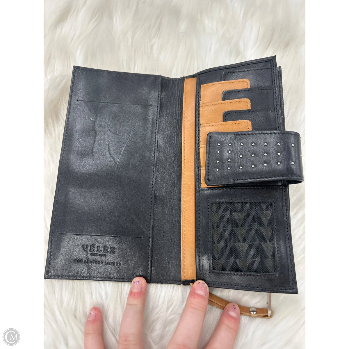 Wallet Leather By Clothes Mentor, Size: Large