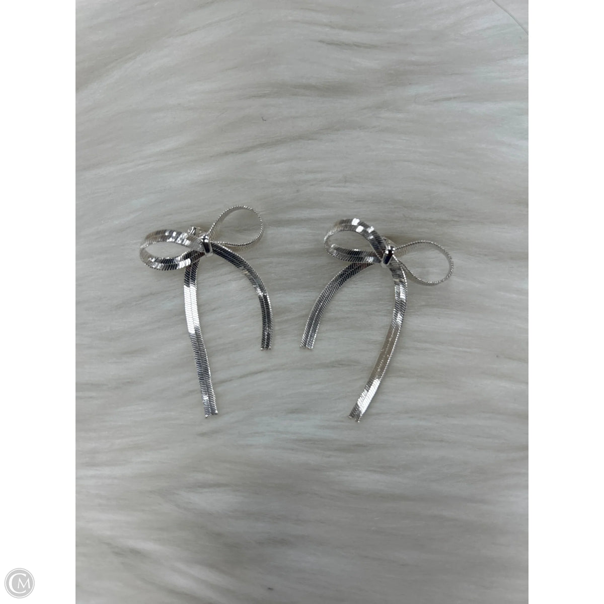 Earrings Dangle/drop By Clothes Mentor
