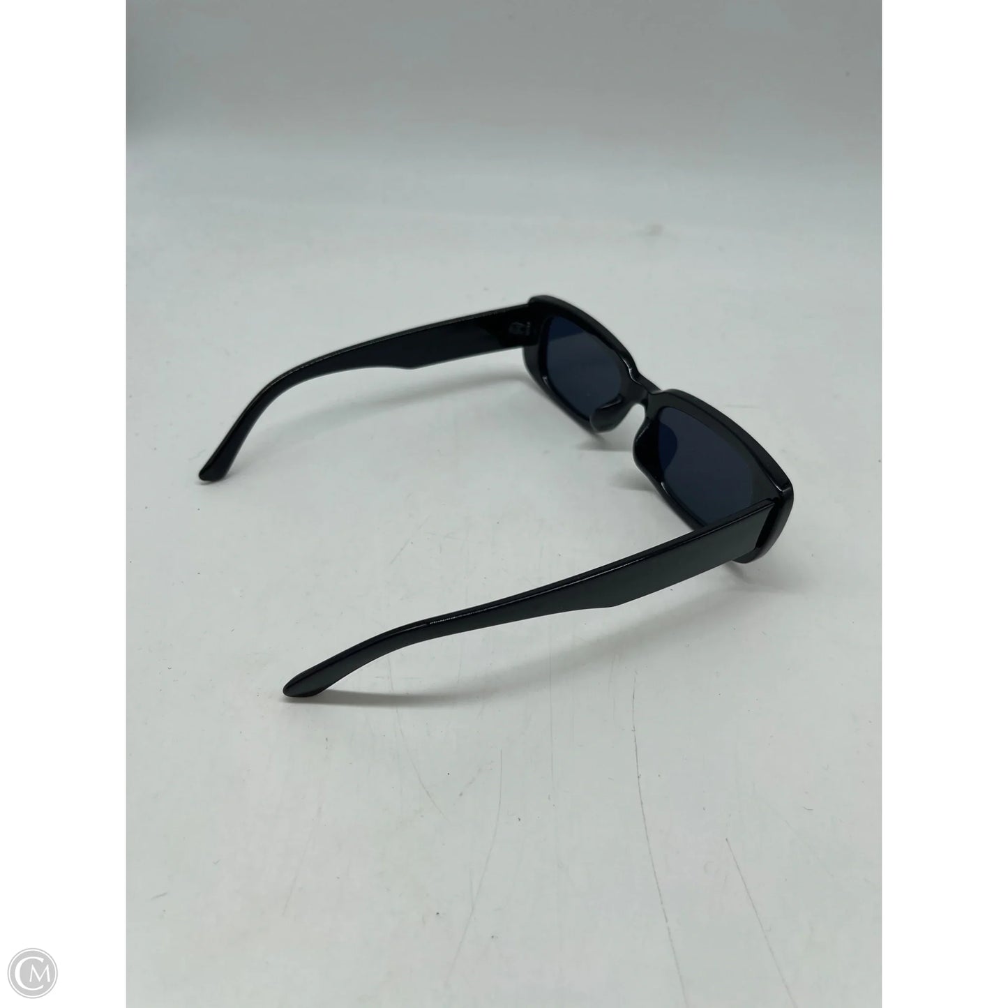 Sunglasses By Clothes Mentor, Size: