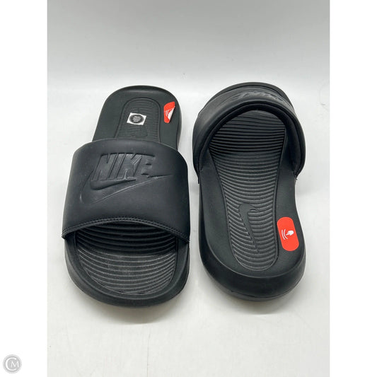 Shoes Flats By Nike In Black, Size: 11