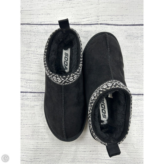 Shoes Flats By Soda In Black, Size: 5.5