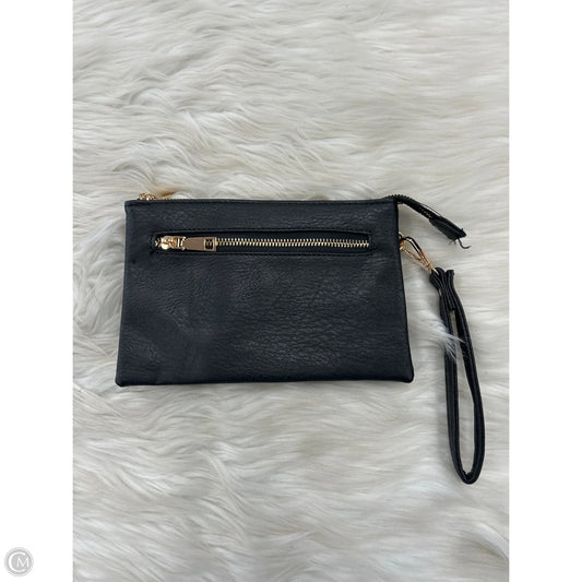 Wristlet Leather By Clothes Mentor, Size: Medium