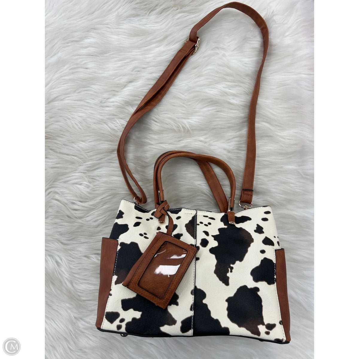 Crossbody By Clothes Mentor, Size: Medium