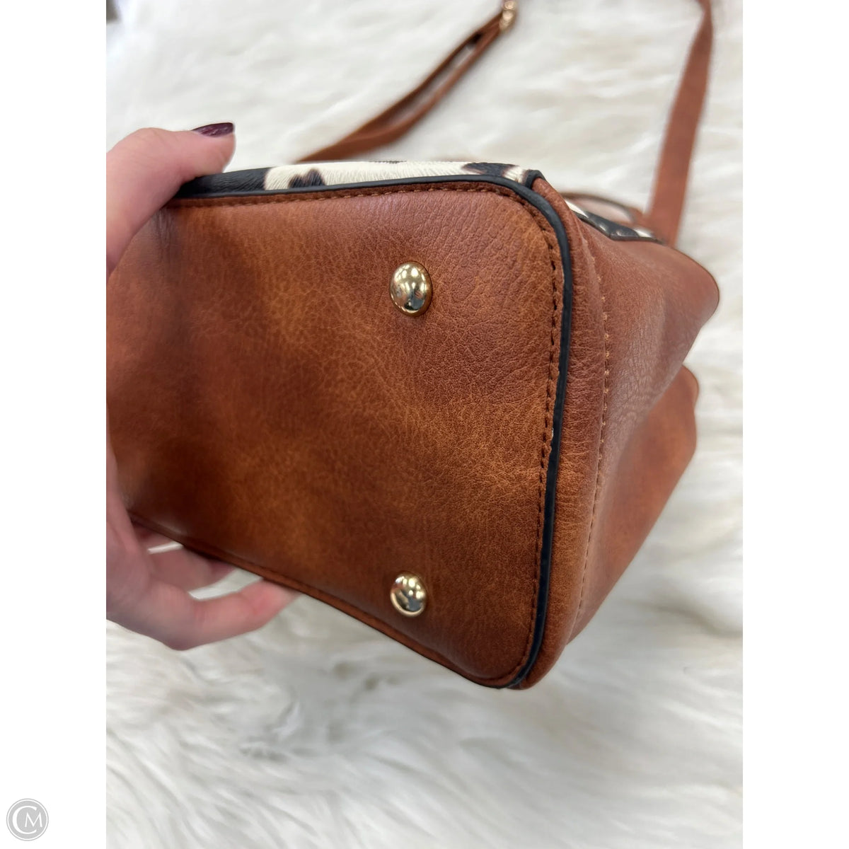 Crossbody By Clothes Mentor, Size: Medium