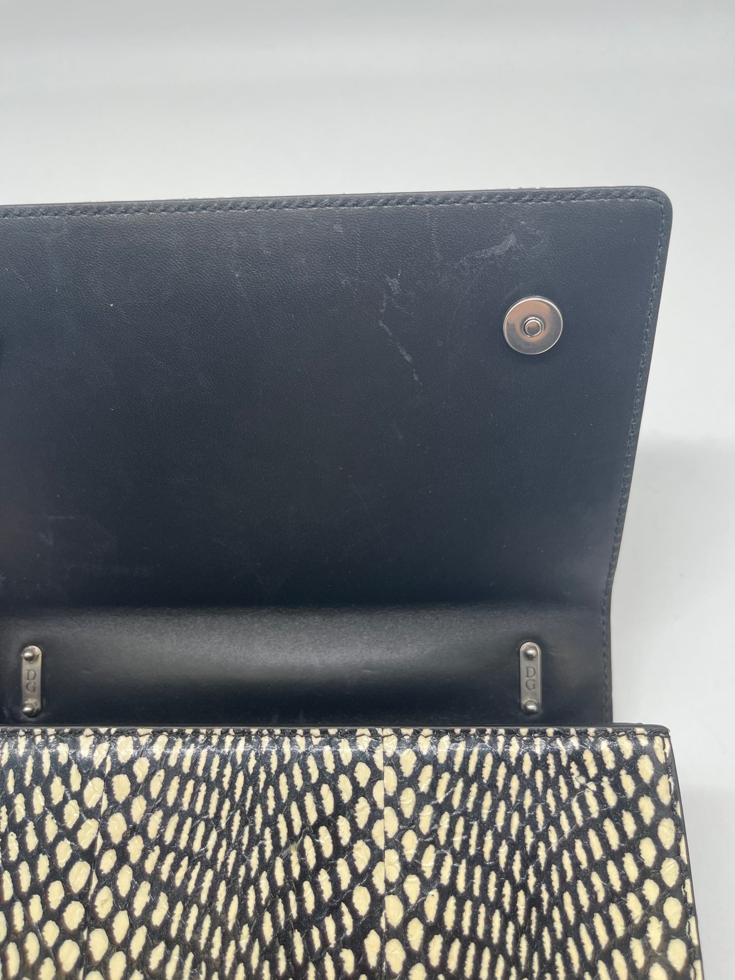 Handbag Luxury Designer By Dolce And Gabbana, Size: Medium