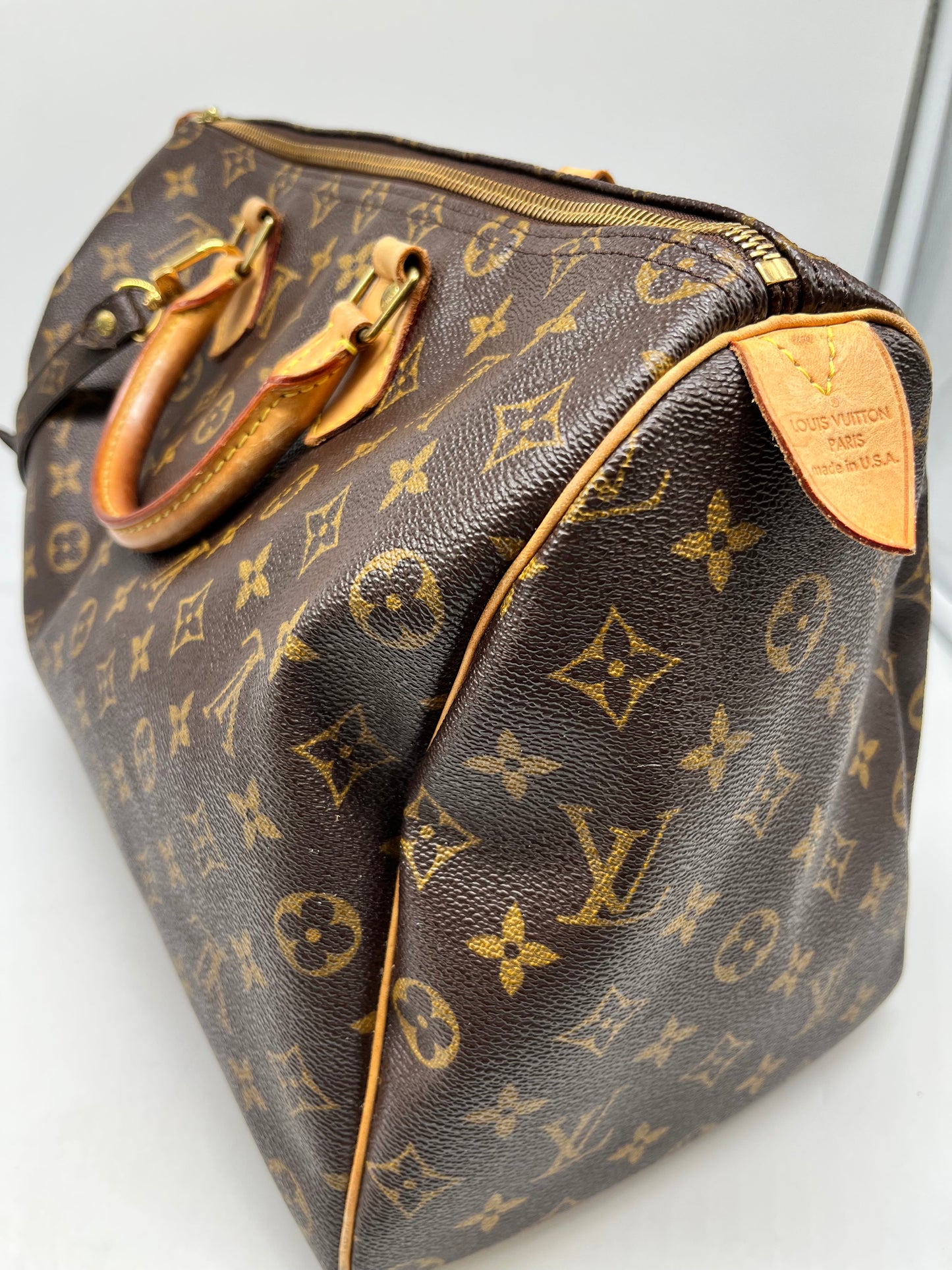 Handbag Luxury Designer By Louis Vuitton, Size: Large
