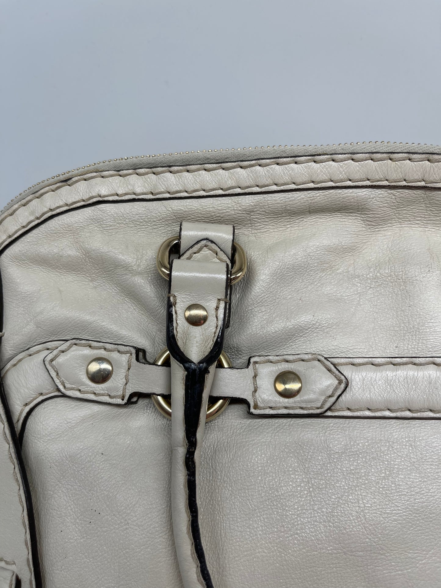 Handbag Luxury Designer By Gucci, Size: Large