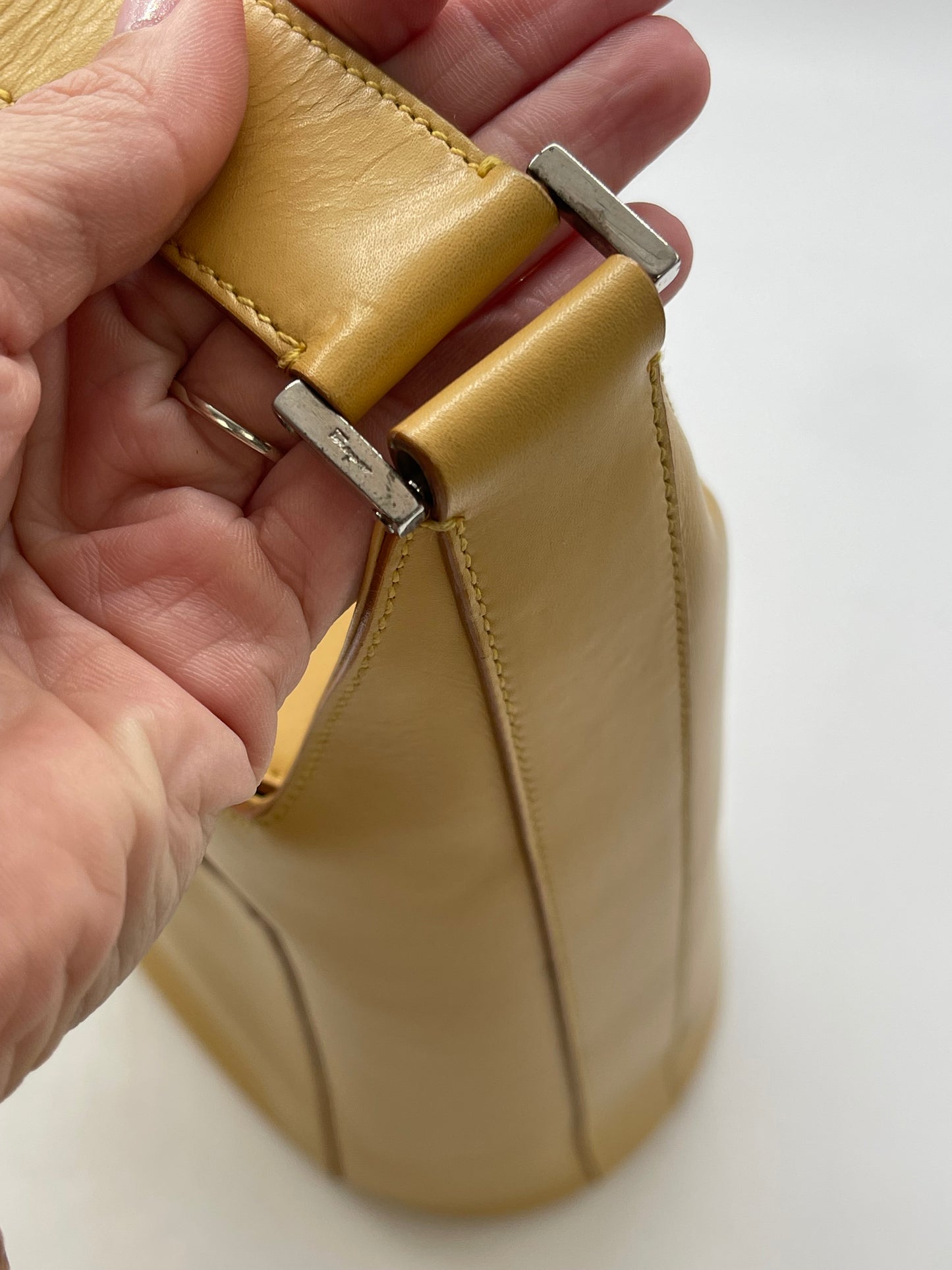 Handbag Luxury Designer By Ferragamo, Size: Medium