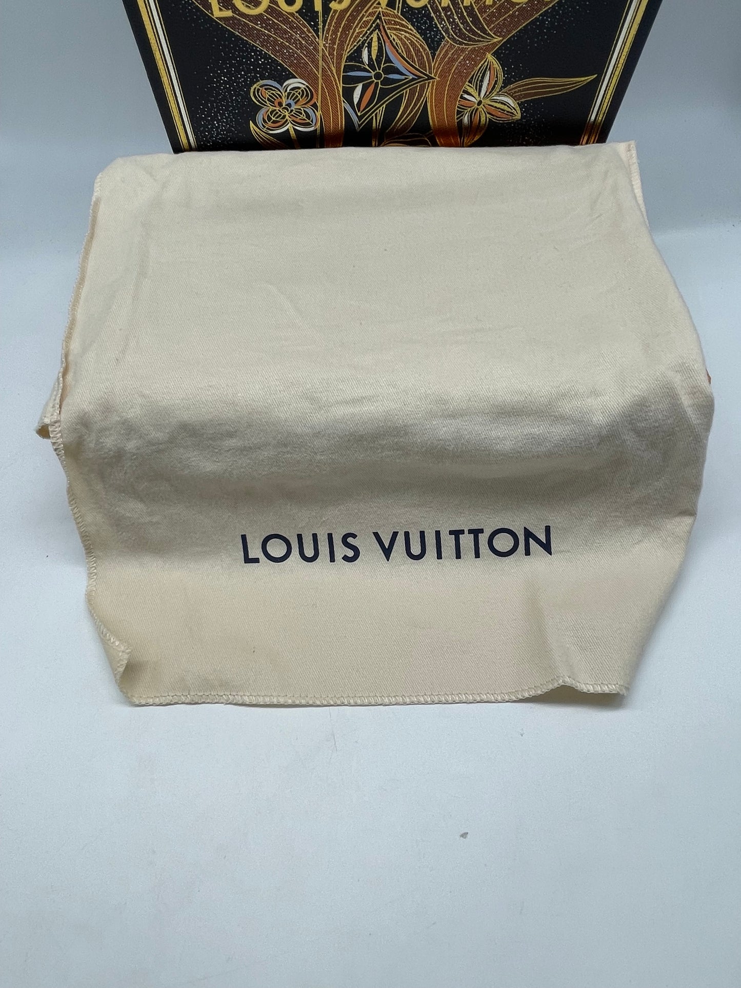 Handbag Luxury Designer By Louis Vuitton, Size: Small