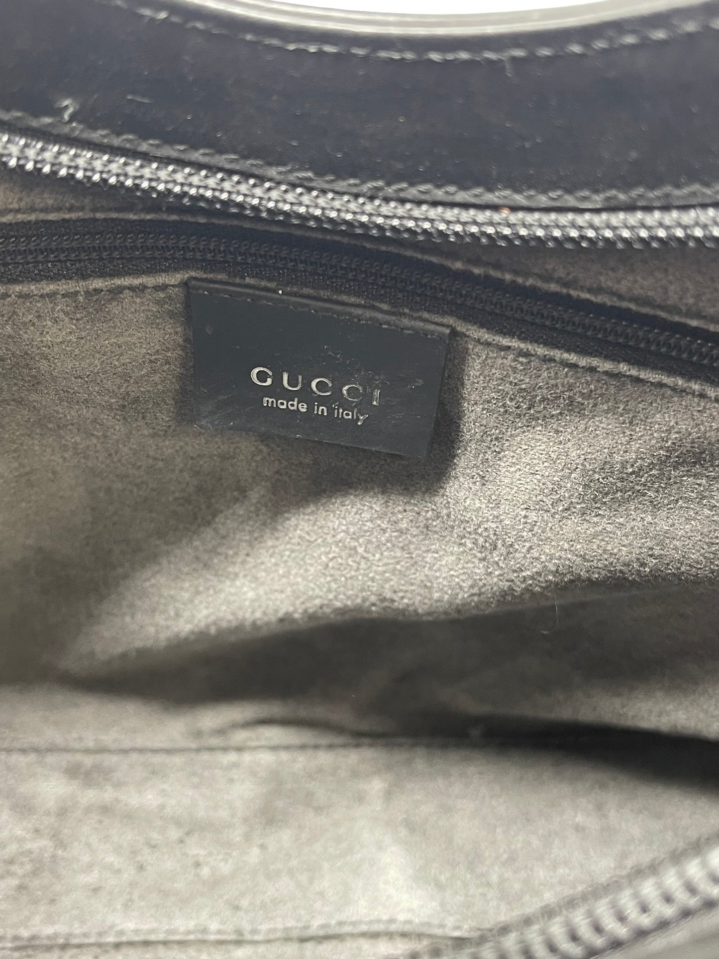 Handbag Luxury Designer By Gucci, Size: Medium