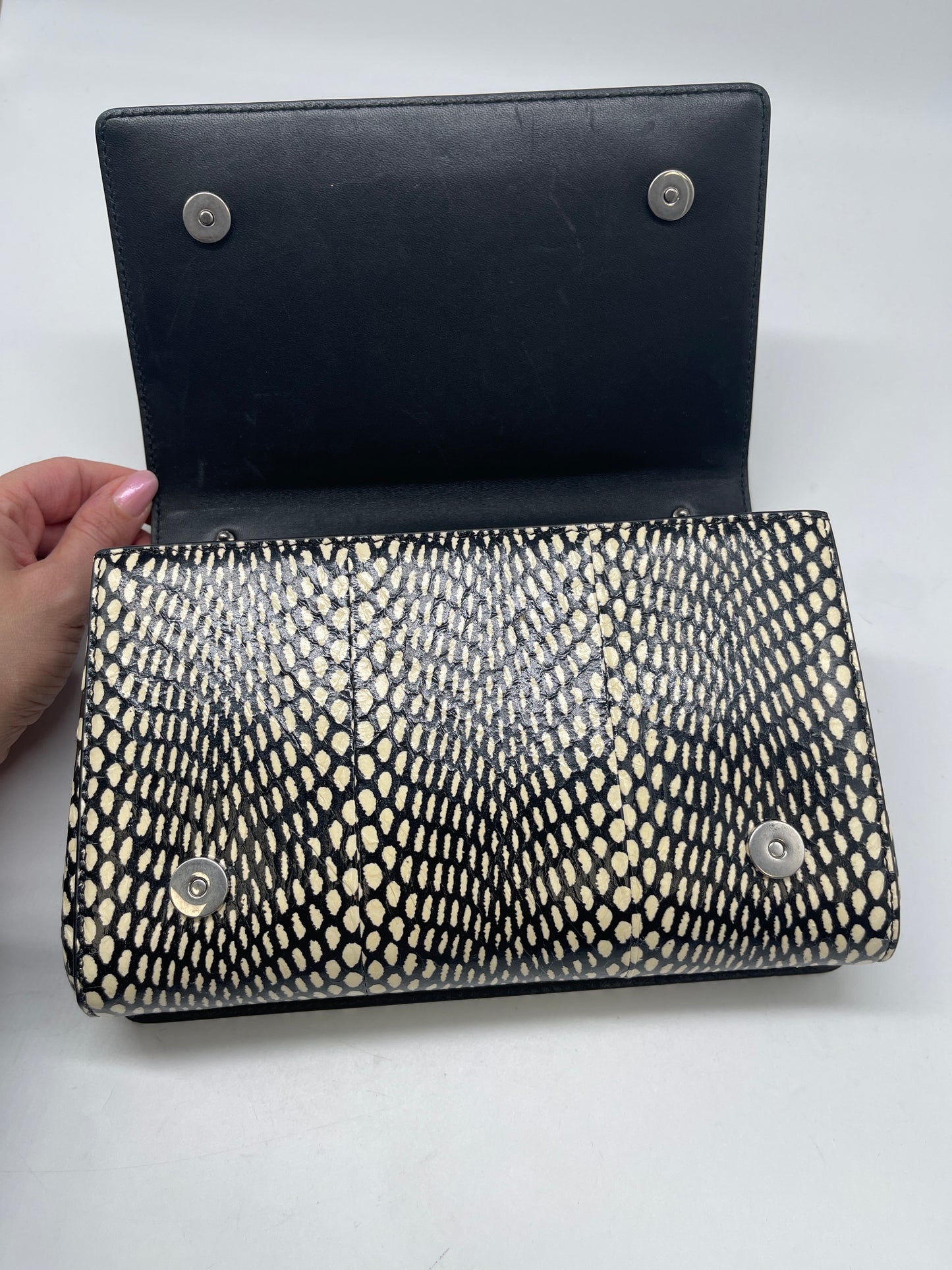 Handbag Luxury Designer By Dolce And Gabbana, Size: Medium