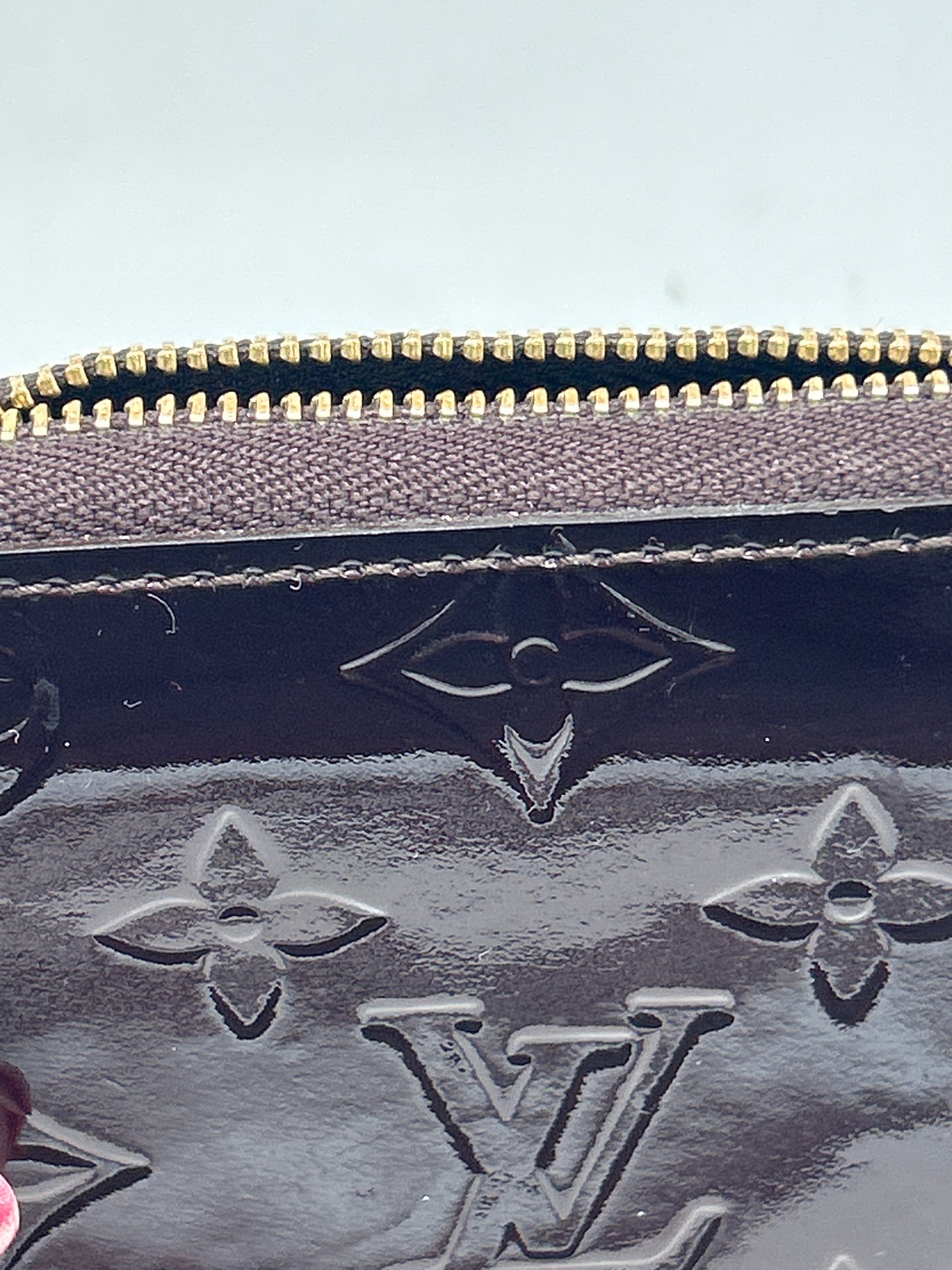 Wallet Luxury Designer By Louis Vuitton, Size: Medium