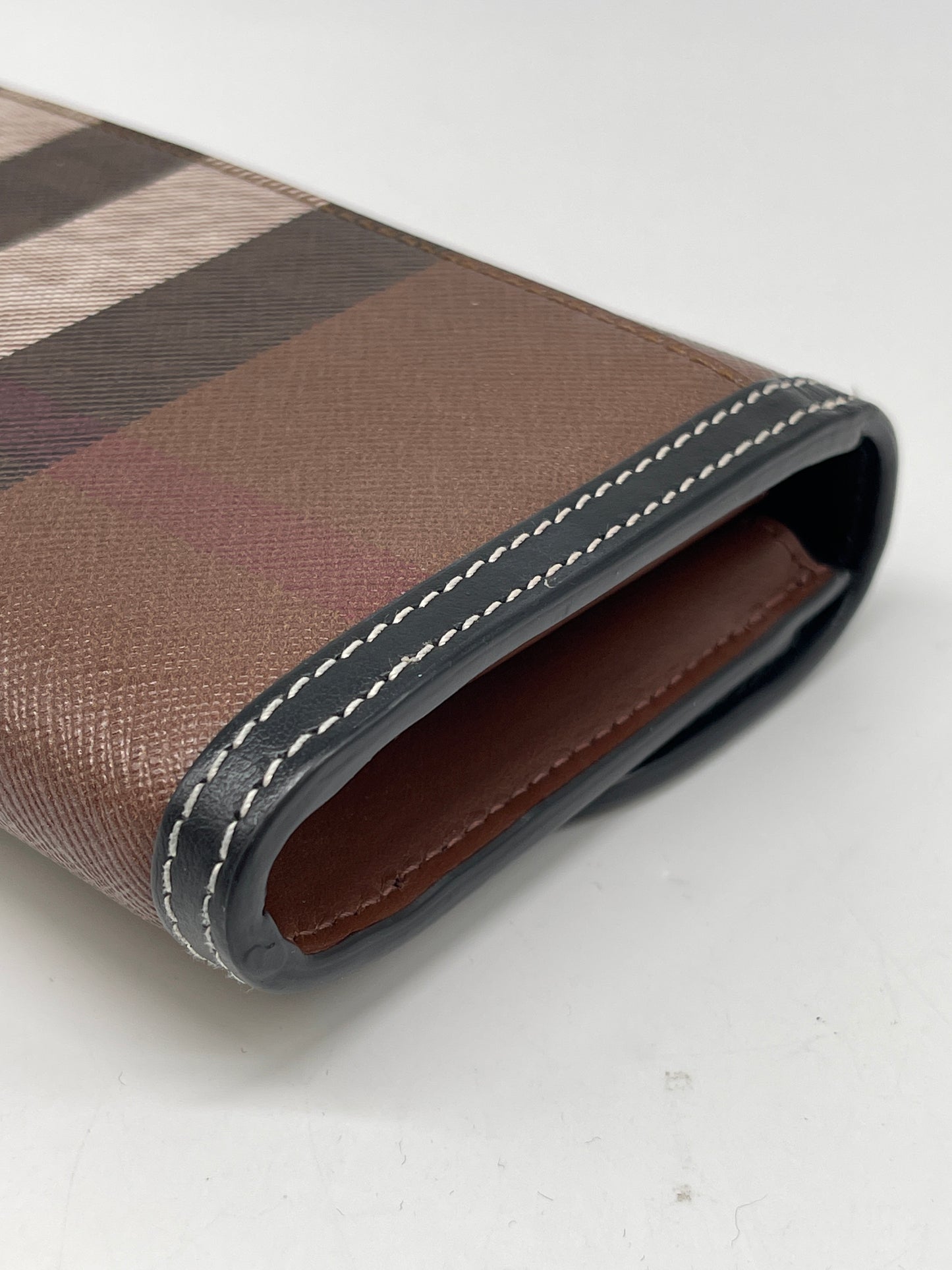 Wallet Luxury Designer By Burberry, Size: Medium