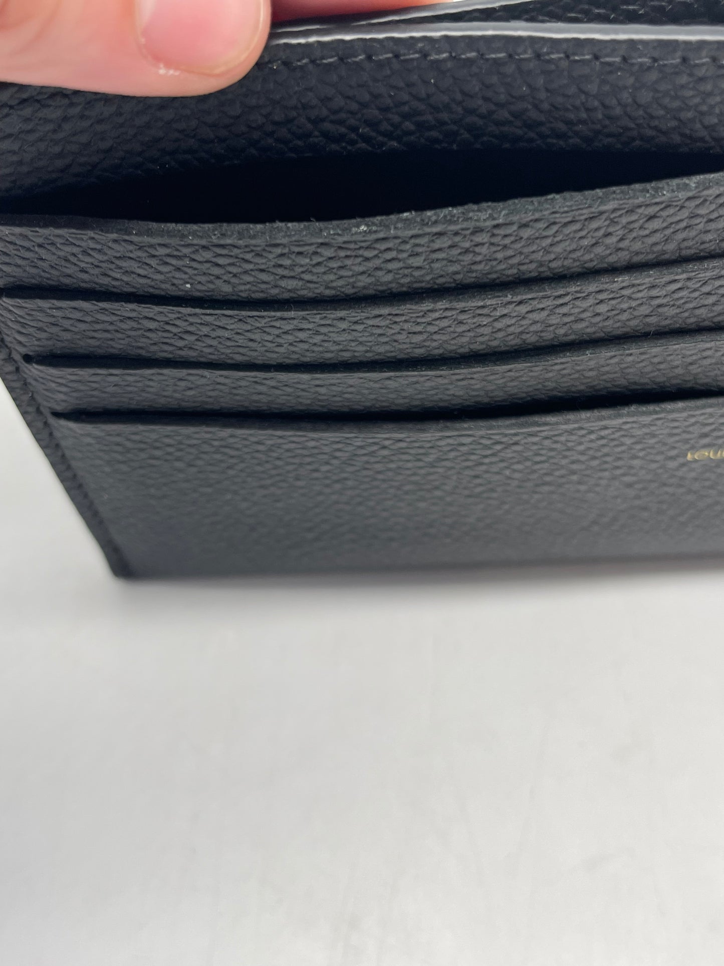 Wallet Luxury Designer By Louis Vuitton, Size: Medium