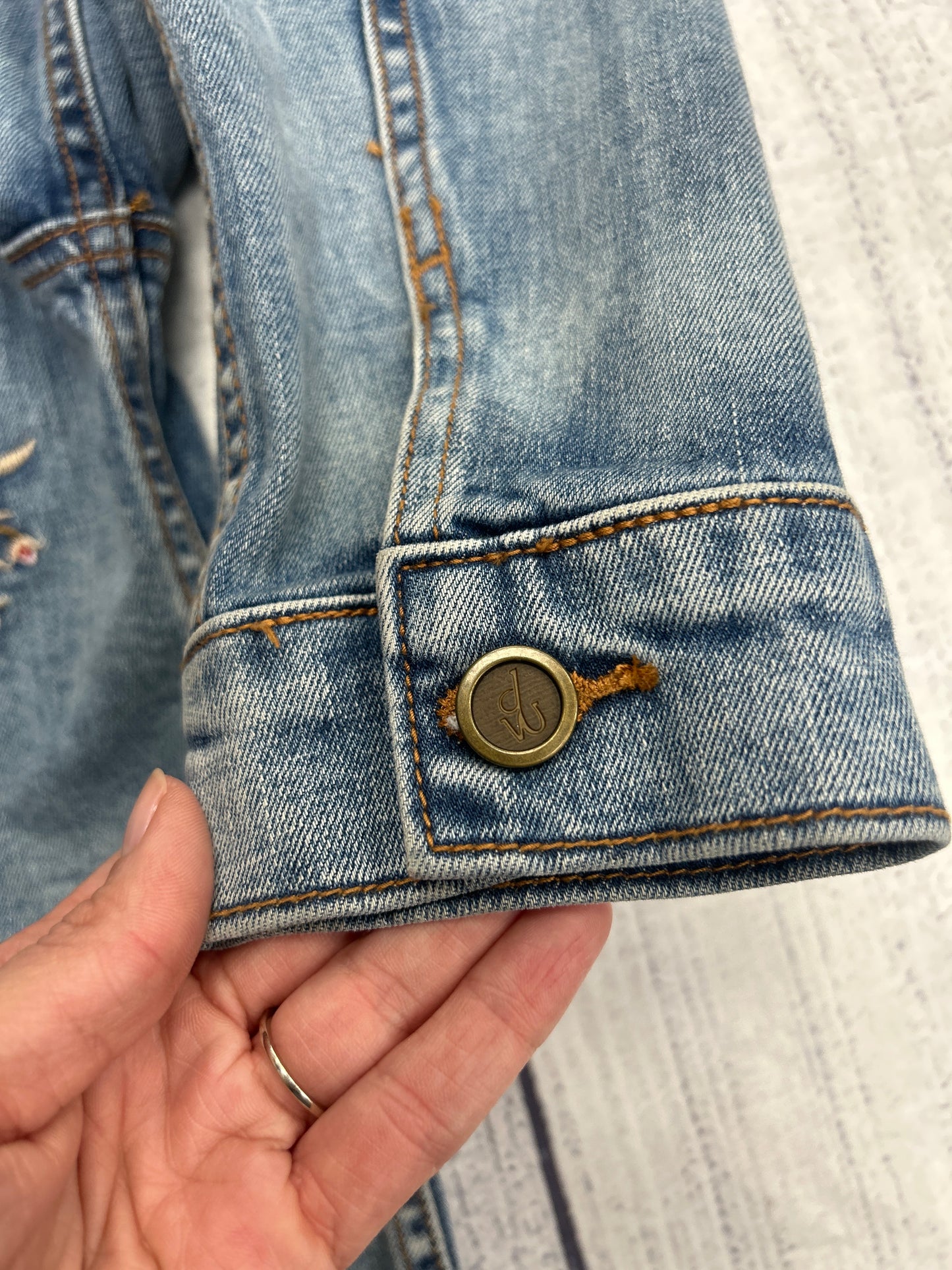 Jacket Denim By Driftwood In Blue Denim, Size: M