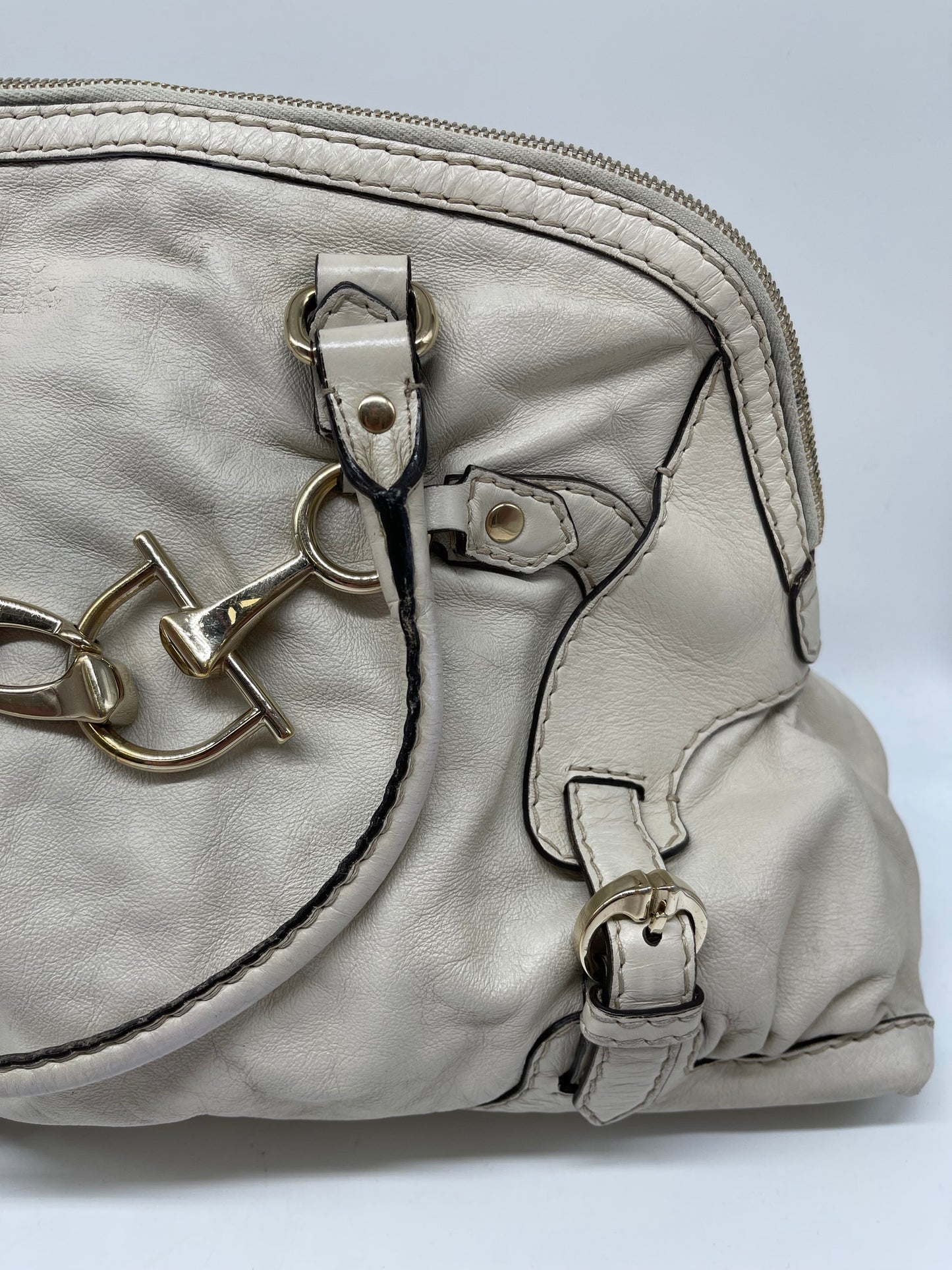 Handbag Luxury Designer By Gucci, Size: Large