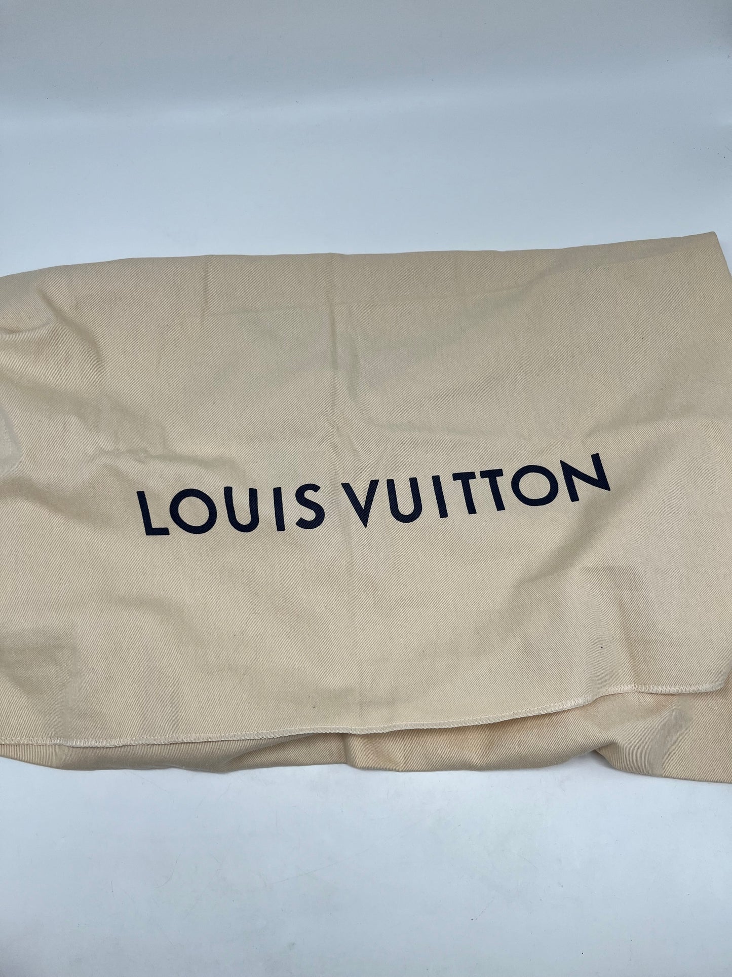Handbag Luxury Designer By Louis Vuitton, Size: Large