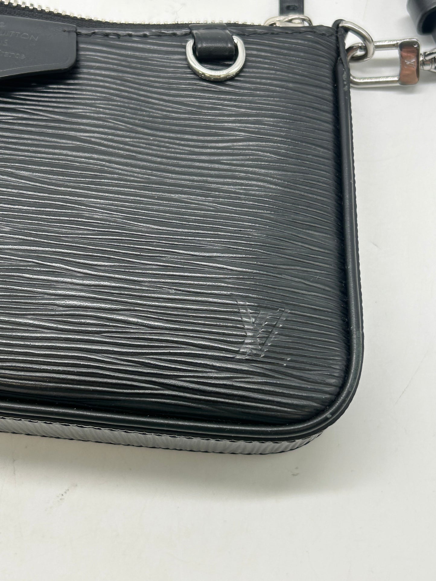 Handbag Luxury Designer By Louis Vuitton, Size: Small